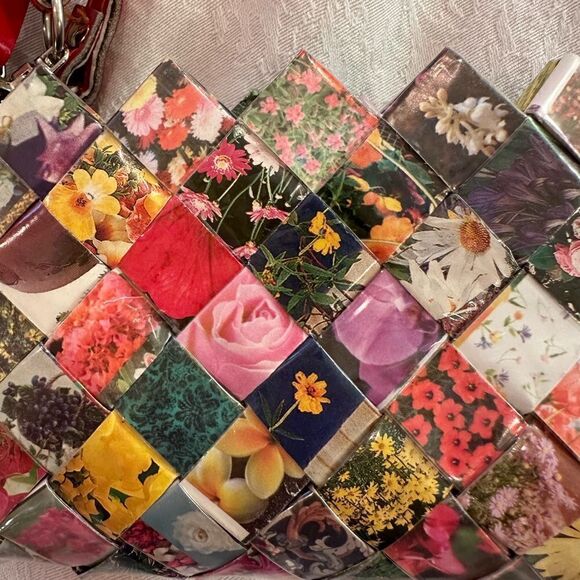 Nahui Ollin Candy Wrapper Multicolor Removable Strap Wristlet Wallet Keychain - Picture 7 of 14